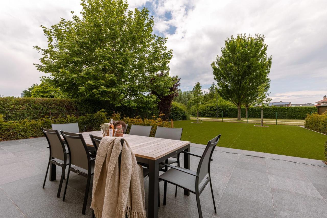 Fantastic Family Villa With Beautiful Garden Οστένδη Εξωτερικό φωτογραφία